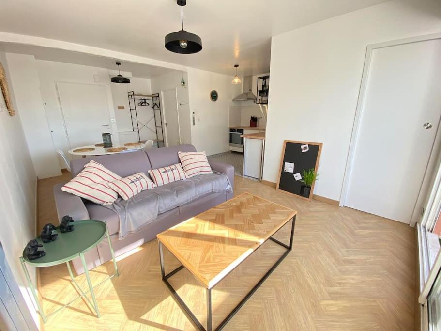 Апартаменти Plein Charme Aux Minimes Terrasse Calme + Parking Ла-Рошель Екстер'єр фото